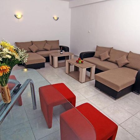 Nirvana Accommodation Bucareste Exterior foto