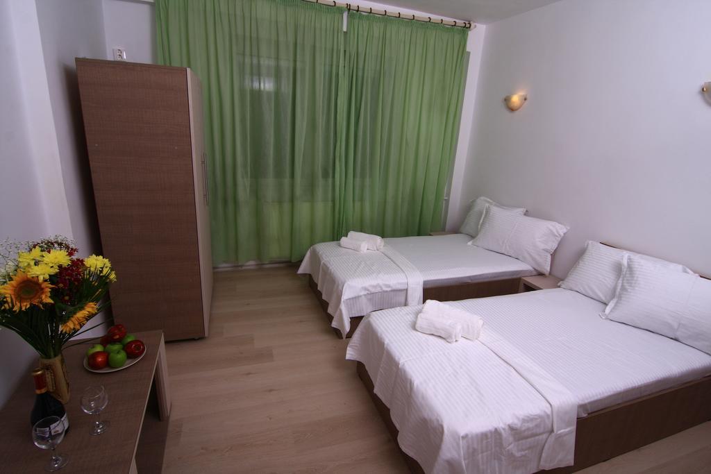 Nirvana Accommodation Bucareste Exterior foto