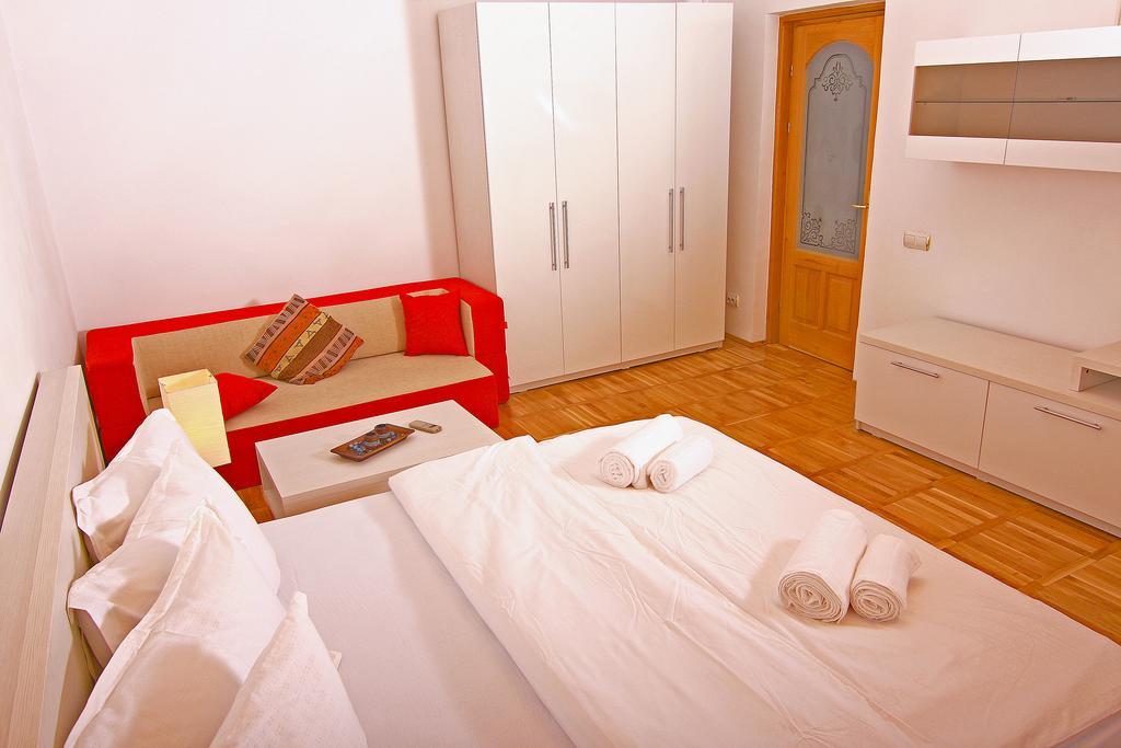 Nirvana Accommodation Bucareste Quarto foto