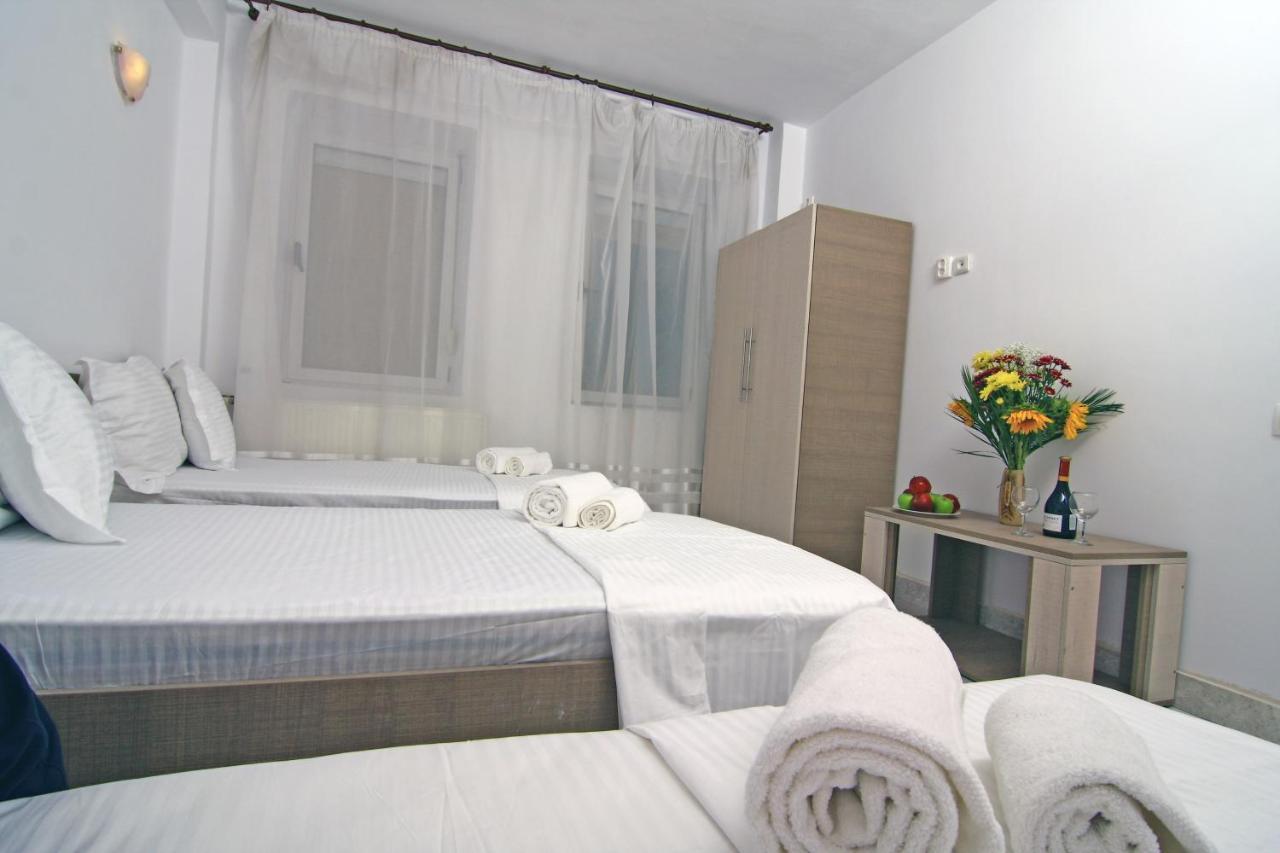 Nirvana Accommodation Bucareste Exterior foto