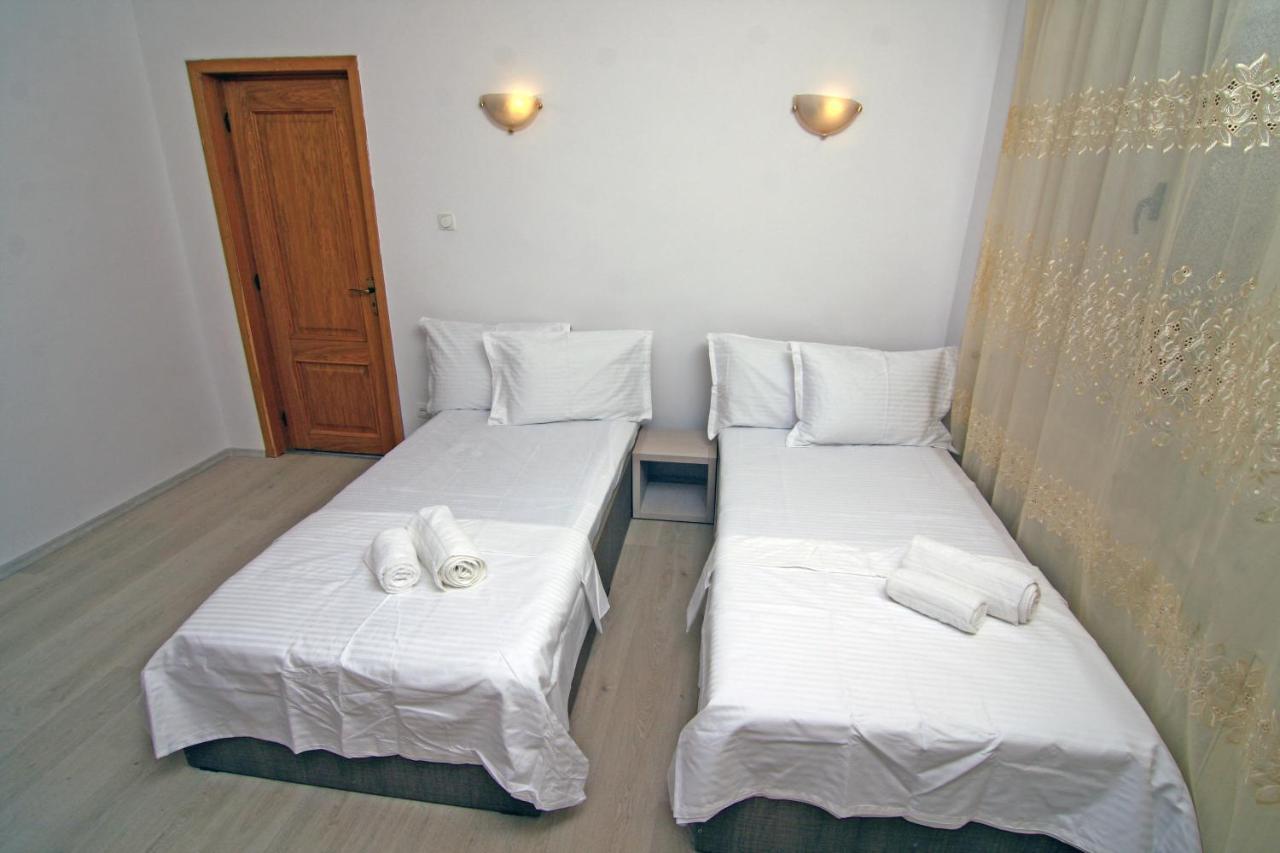 Nirvana Accommodation Bucareste Exterior foto